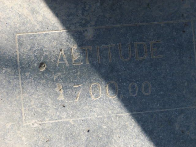 signal (2) 700m